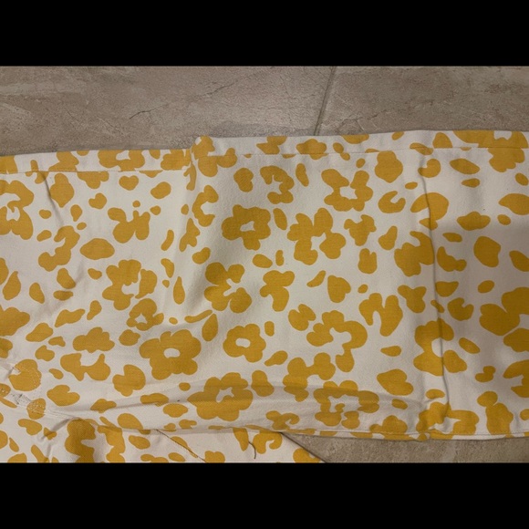 Mother denim yellow leopard pants - Picture 2 of 4